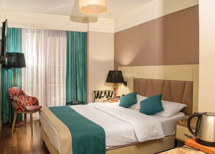 Hotel Bossuite Kadikoy 3*