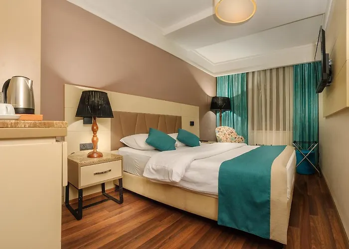 Hotel Bossuite Kadikoy 3*