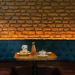 ホテル Bossuite Kadikoy