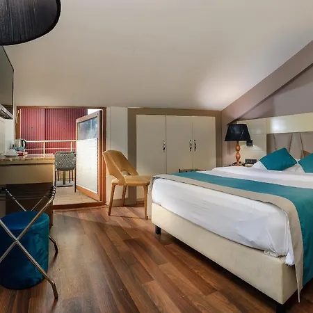 Bossuite Kadikoy 3*