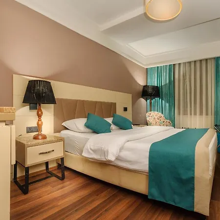 Hotel Bossuite Kadikoy 3*
